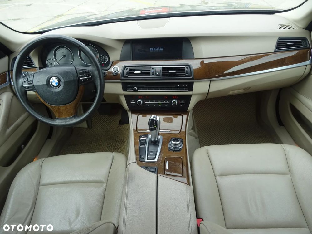 BMW Seria 5 520d - 21