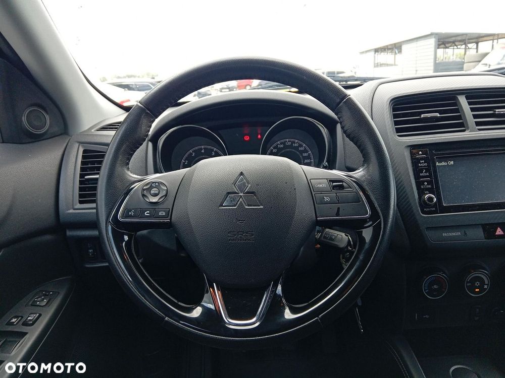 Mitsubishi ASX - 17