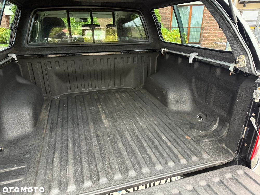 Volkswagen Amarok 2.0 BiTDI 4MOTION Highline - 38