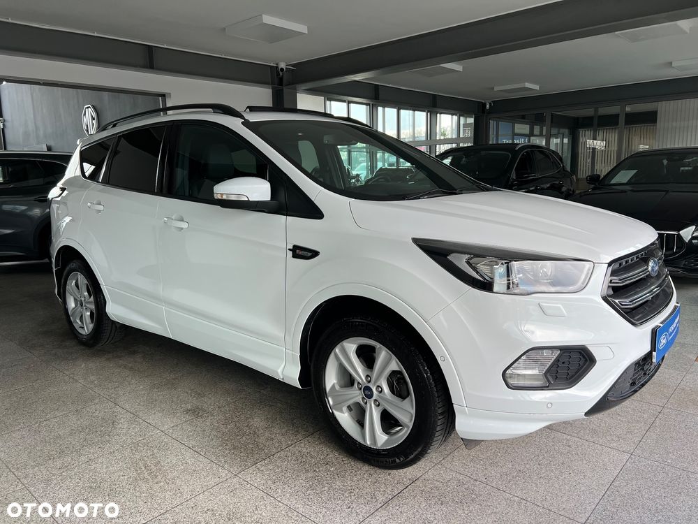 Ford Kuga - 4