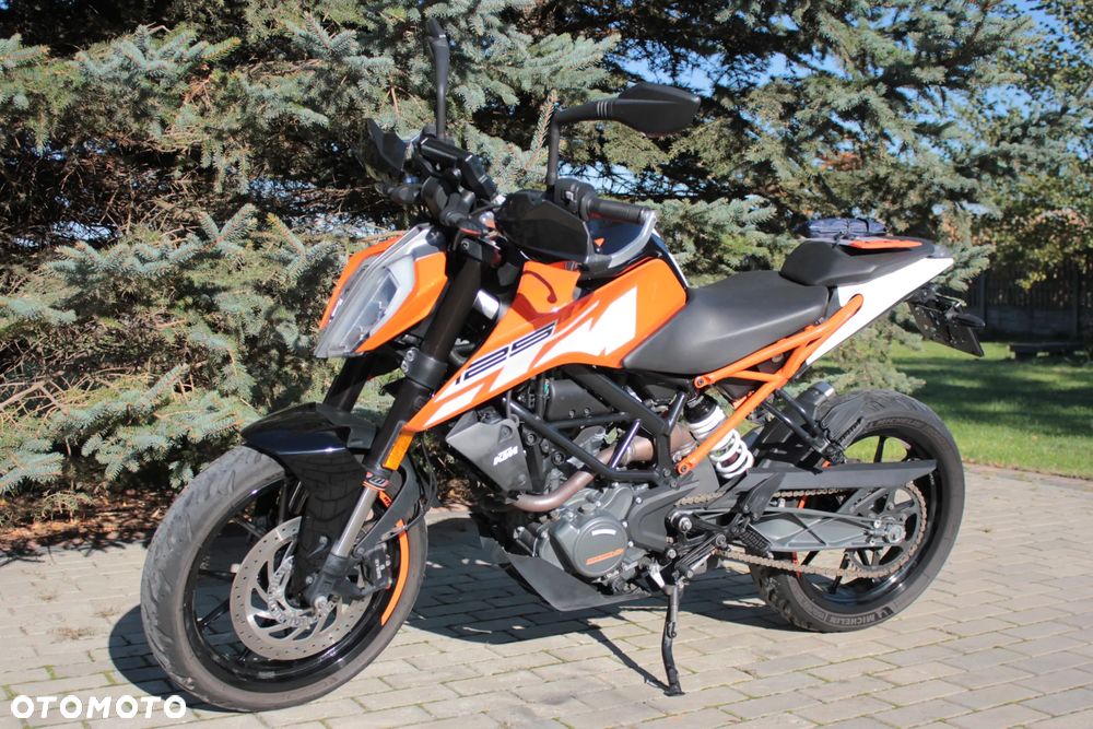 KTM Duke