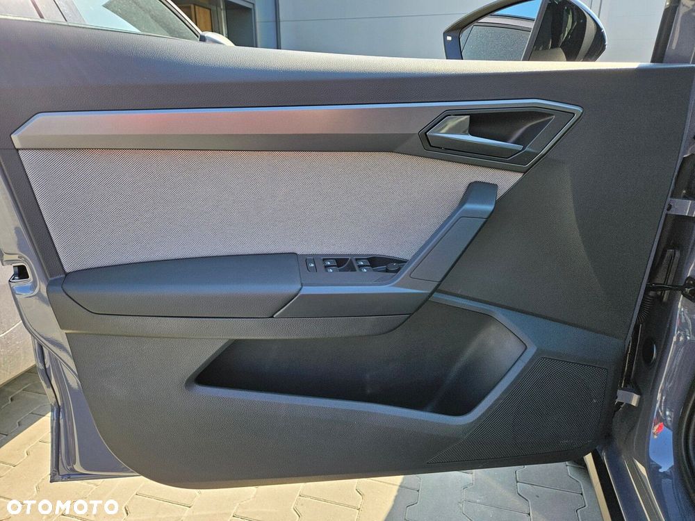 Seat Arona - 13