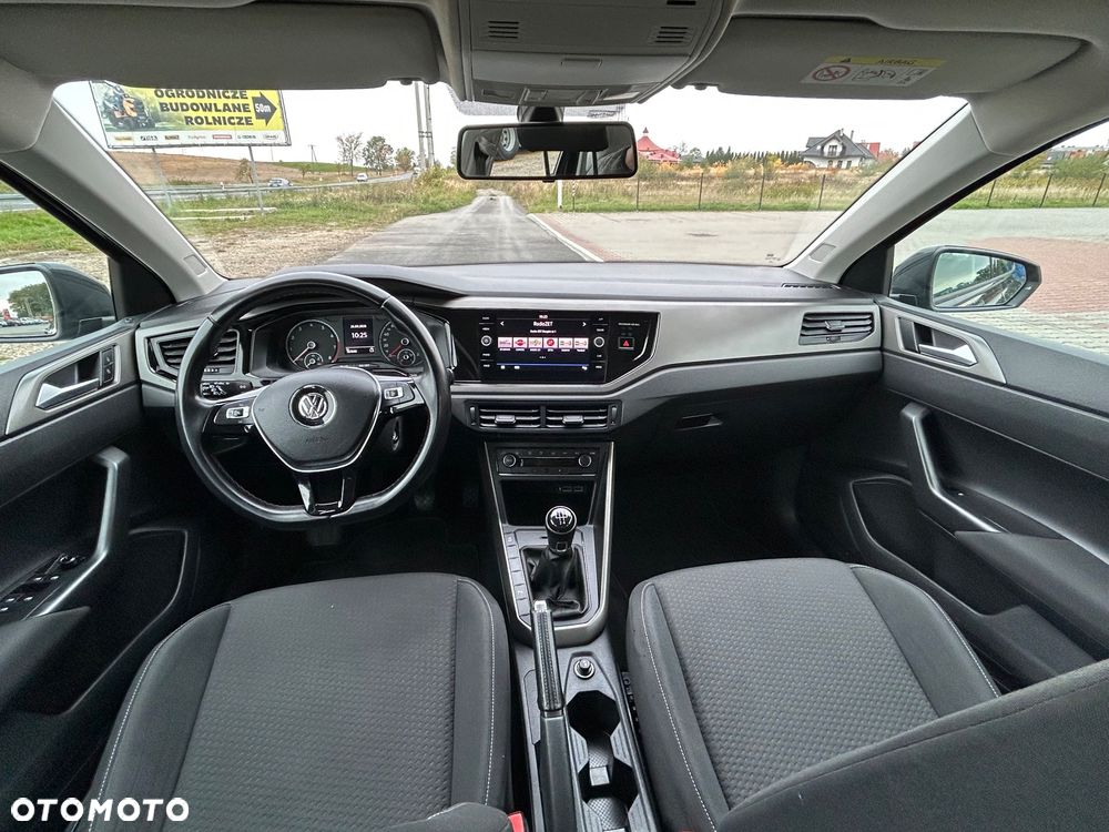 Volkswagen Polo - 8