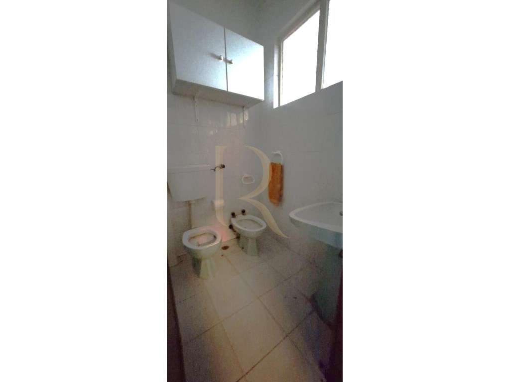 Apartamento T2 com quintal no Laranjeiro - Grande imagem: 5/5