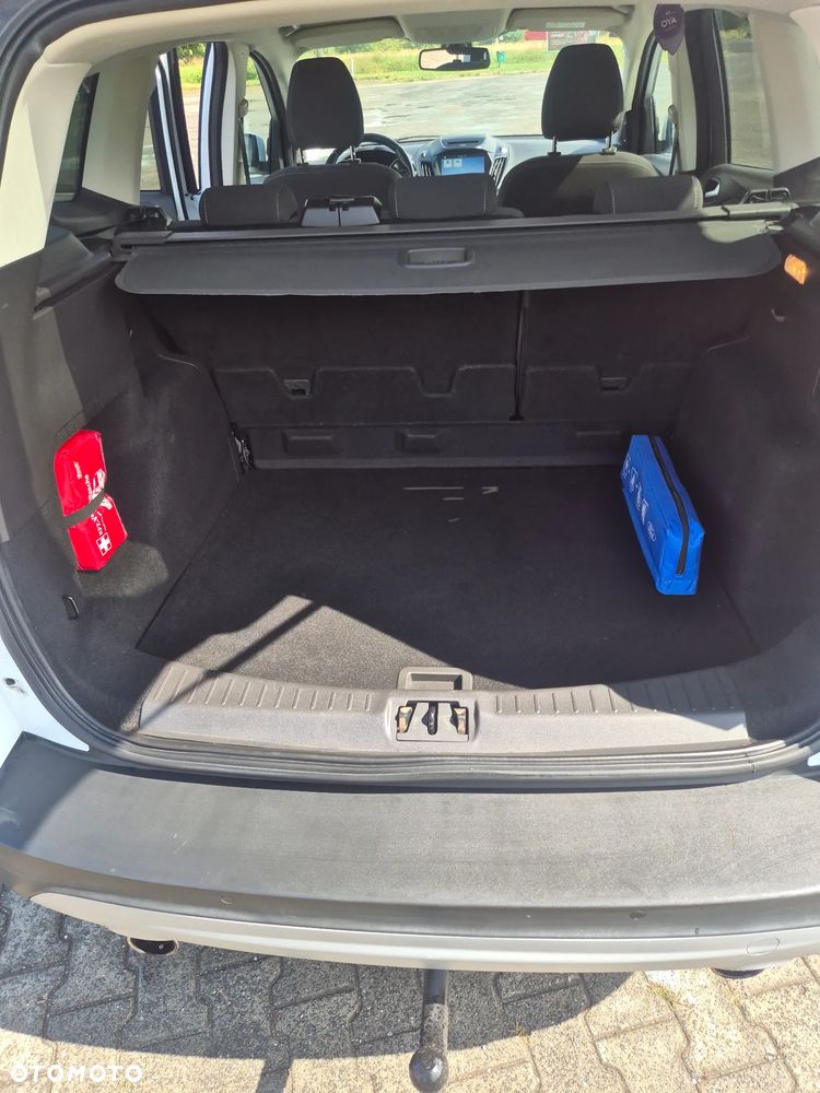 Ford Kuga 1.5 EcoBoost 2x4 Individual - 25