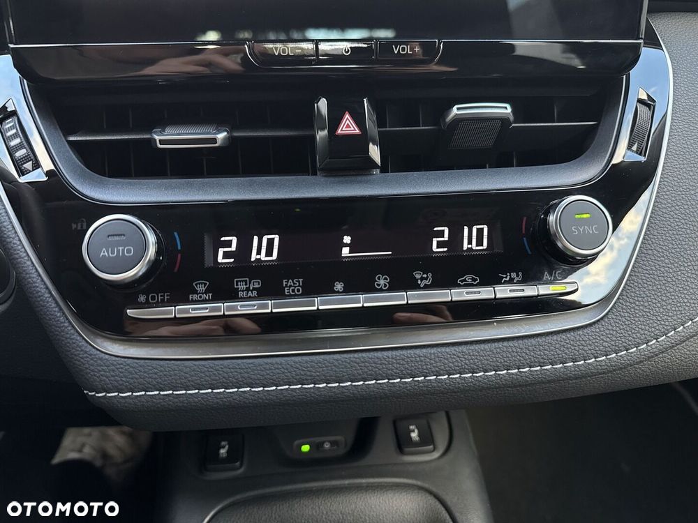 Toyota Corolla - 21