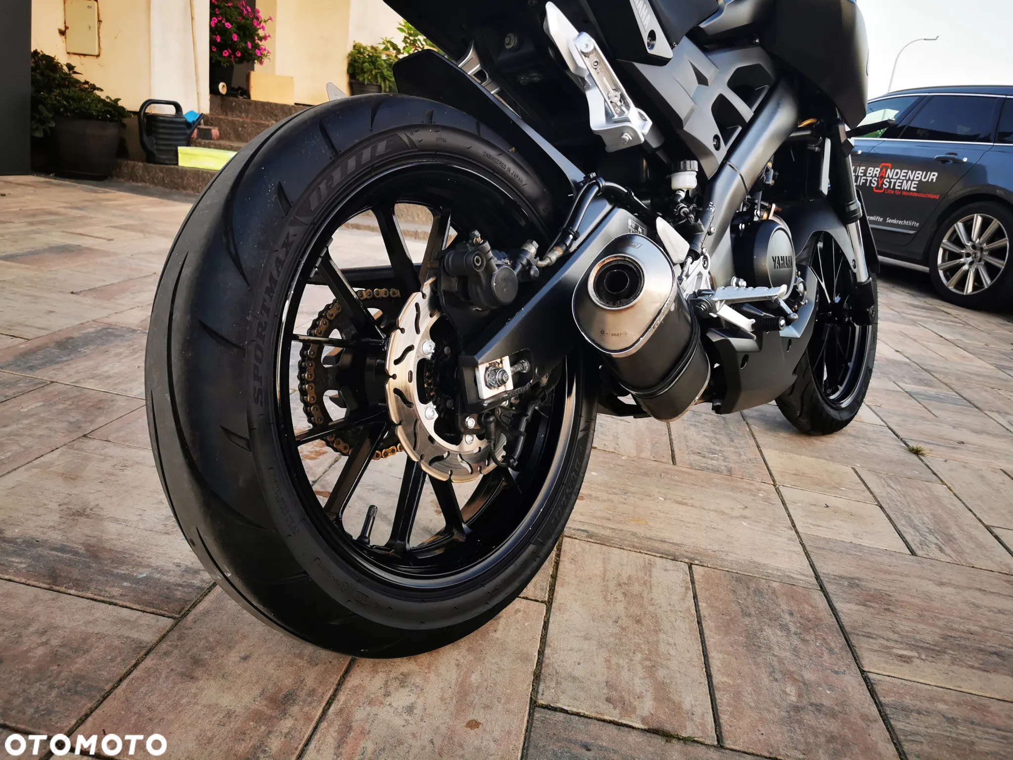 Yamaha MT - 16