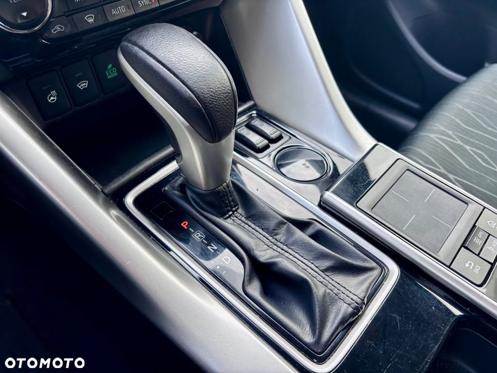 Mitsubishi Eclipse Cross 1.5 T Invite Plus CVT - 19