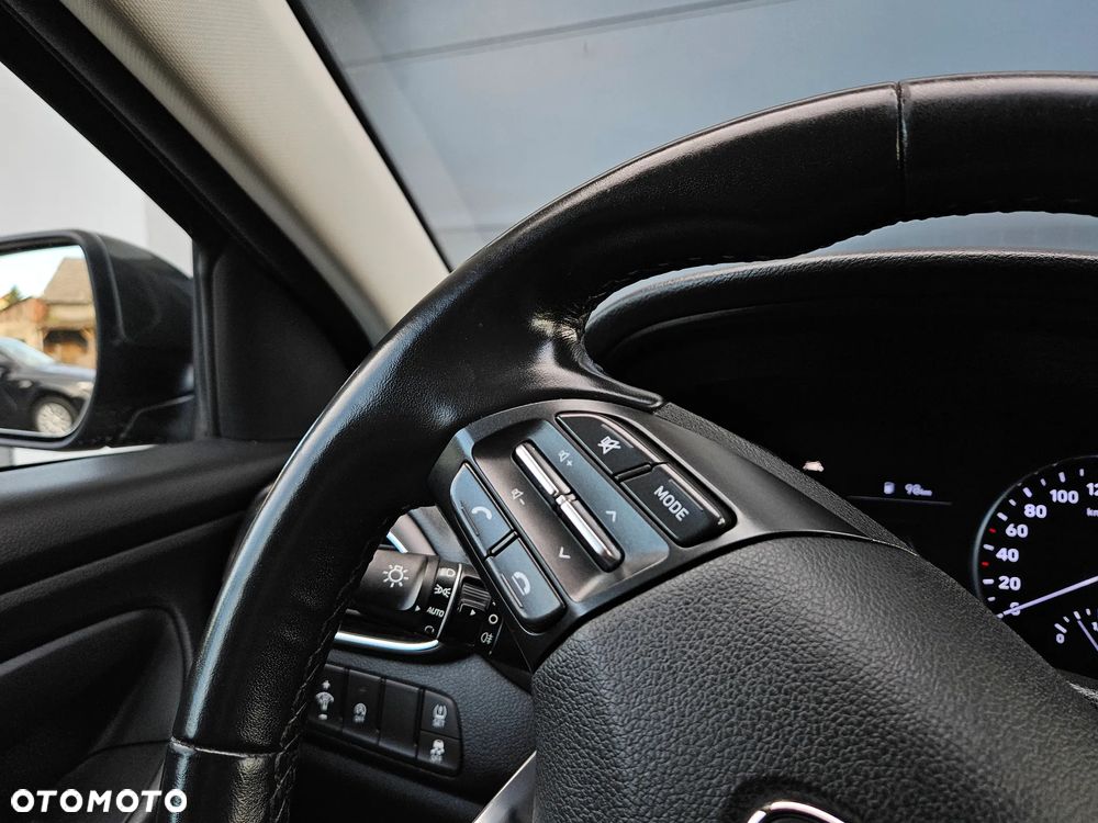 Hyundai i30 1.5 DPI Classic + - 20