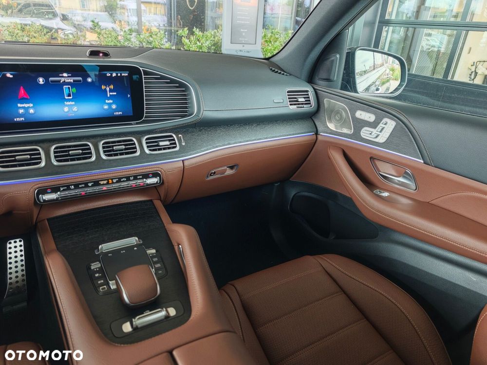Mercedes-Benz GLS - 17