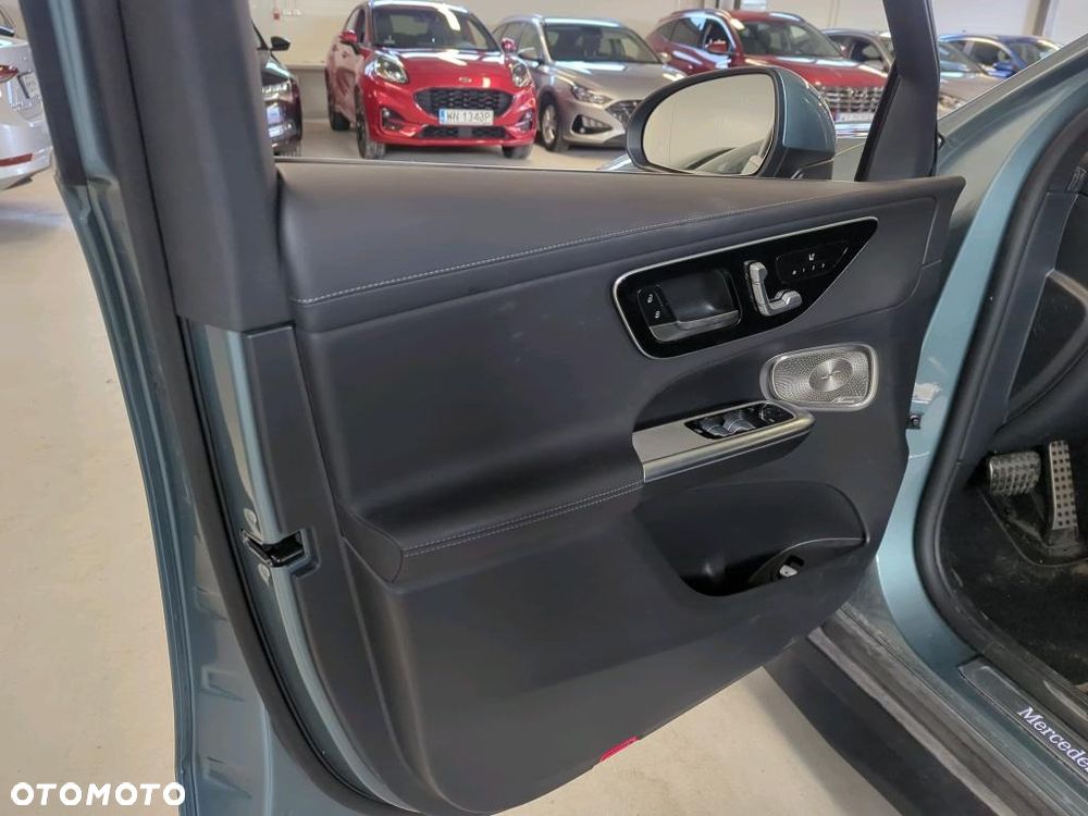 Mercedes-Benz GLC 300 e PHEV 4-Matic AMG Line - 7