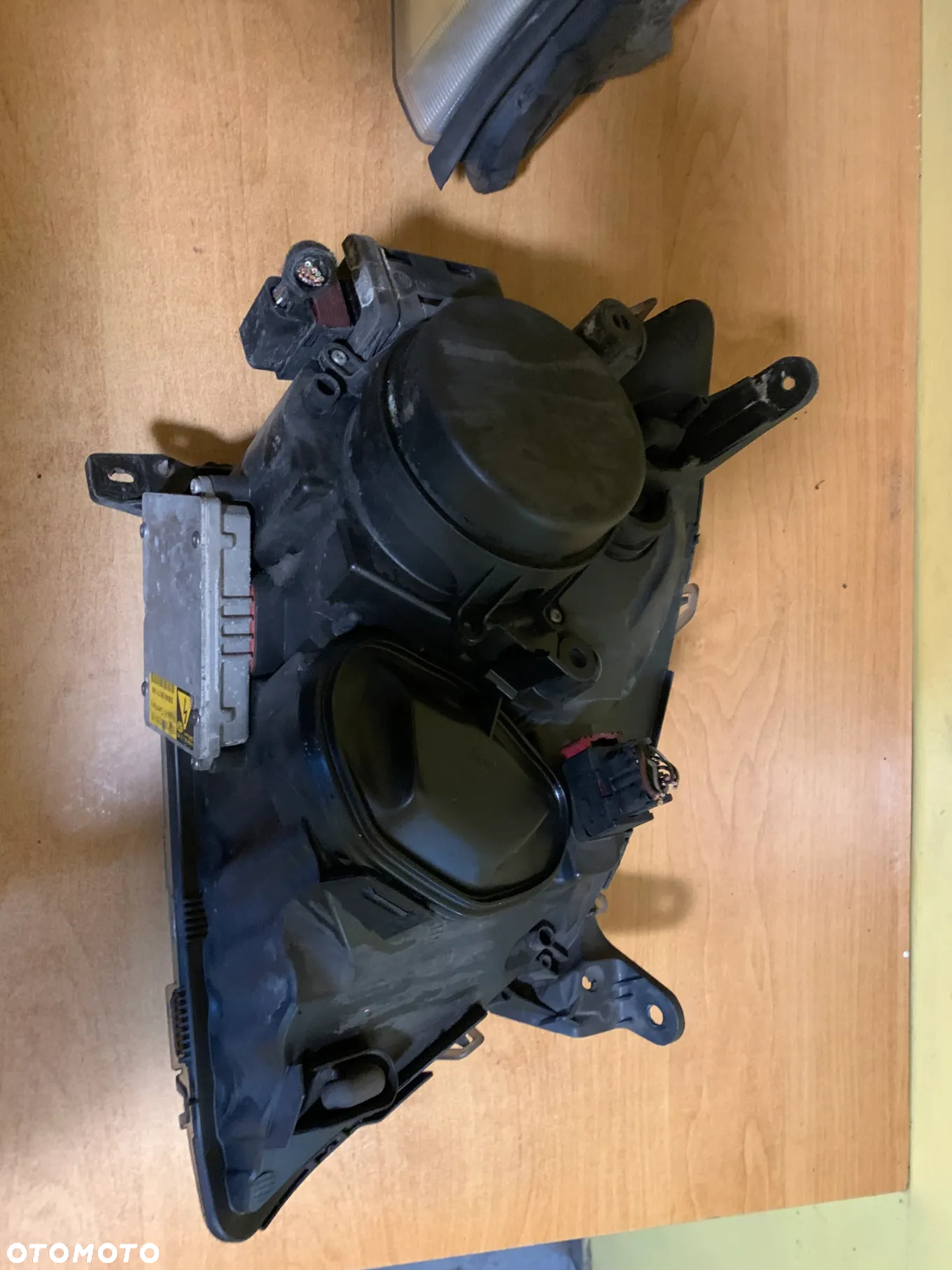 OPEL VECTRA C LAMPA XENON PRAWA LEWA 15588800 - 8