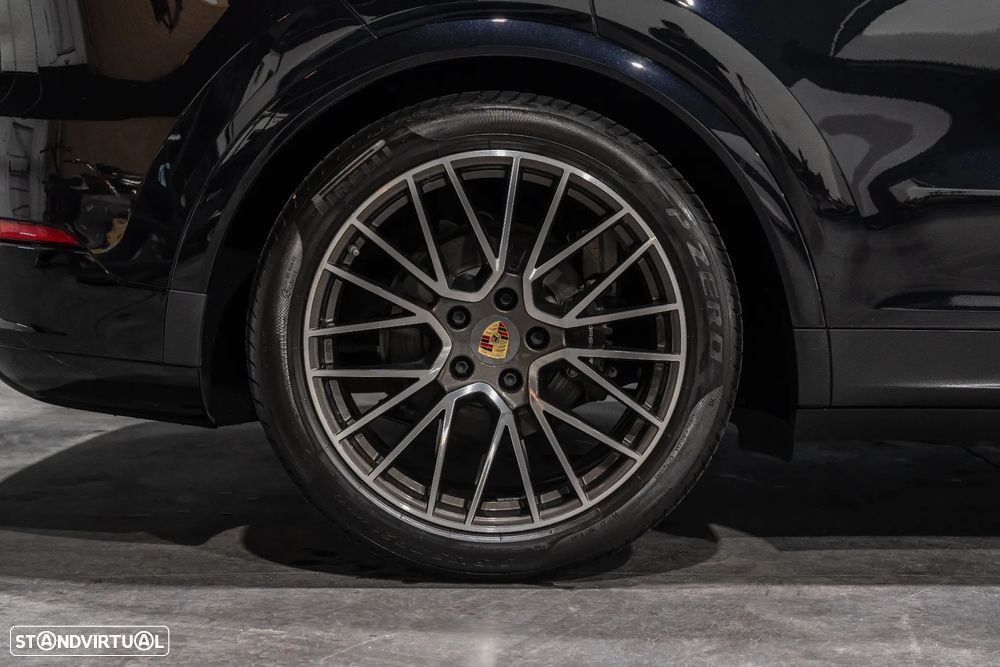 Porsche Cayenne Platinum Edition - 46