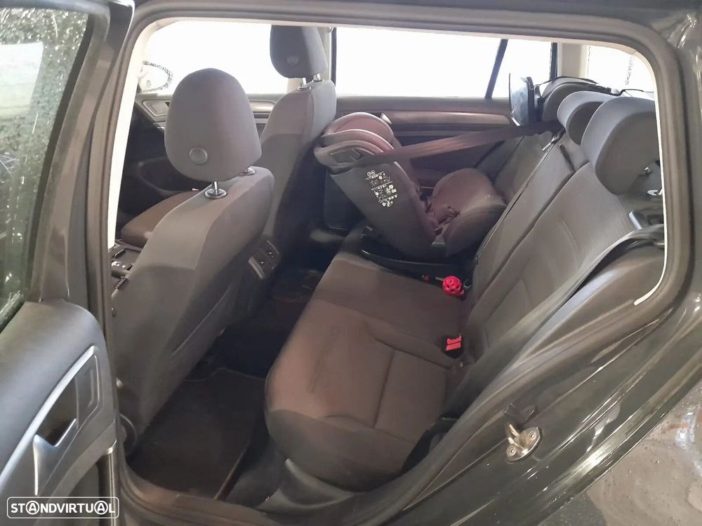 VW Golf Variant 1.6 TDi Confortline - 6