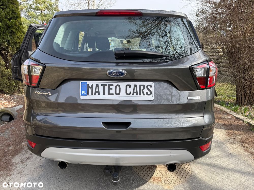 Ford Kuga - 26