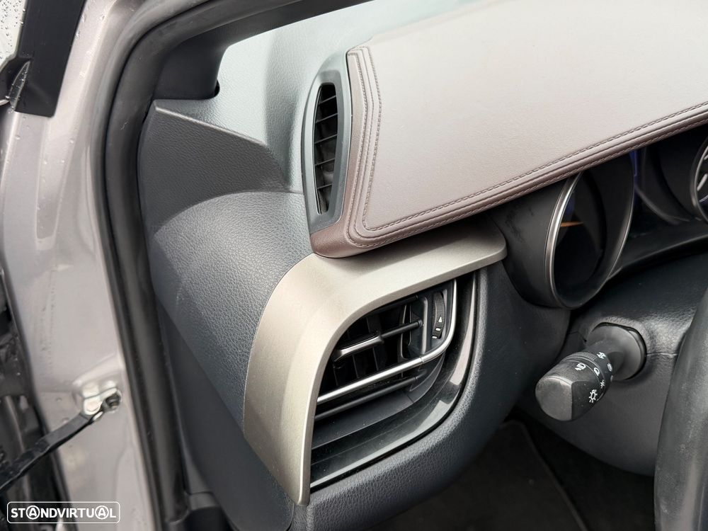 Toyota C-HR 1.8 HSD Exclusive+P.Luxury - 55