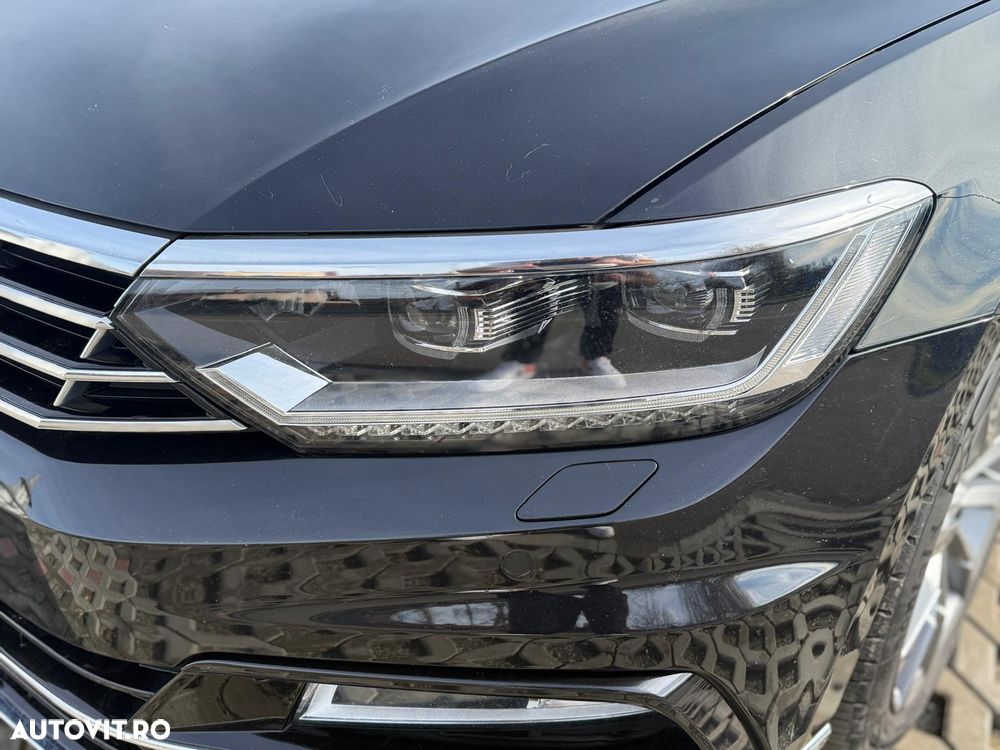 Volkswagen Passat 2.0 TDI R Executive - 11