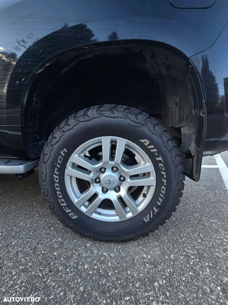 Toyota Land Cruiser 3.0l Turbo D-4D A/T Luxury - 5