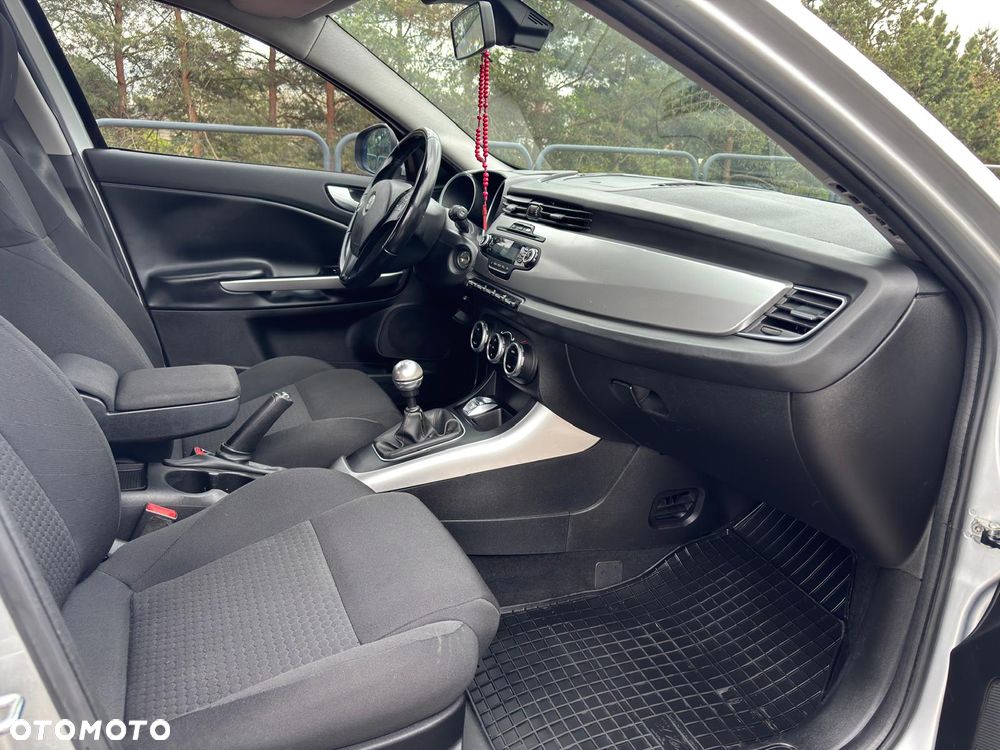 Alfa Romeo Giulietta 1.6 JTDM Progression - 18