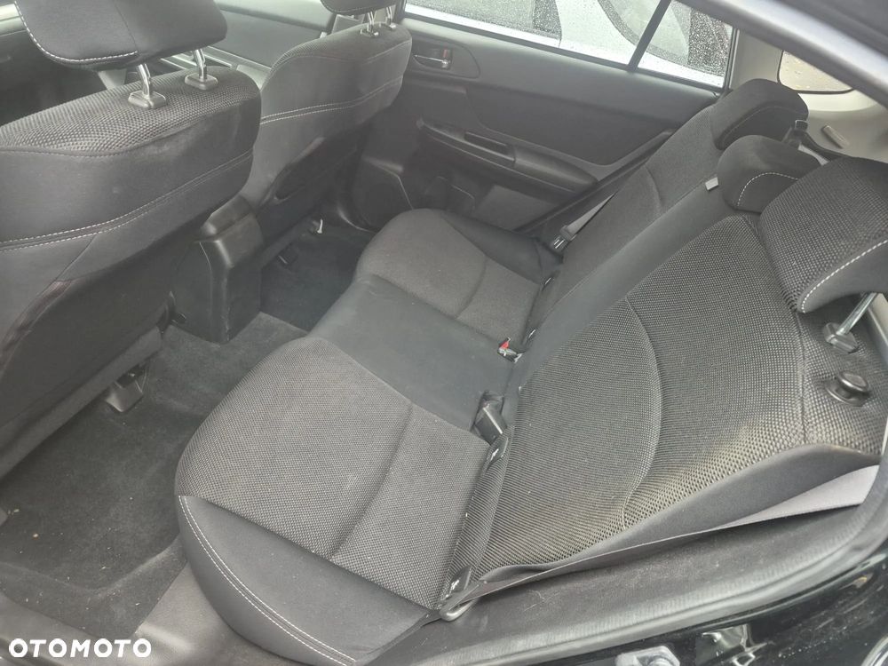 Subaru XV ver-2-0i-comfort-cvt - 17