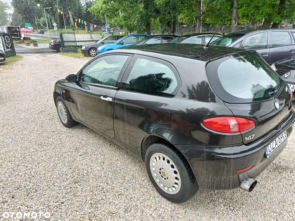 Alfa Romeo 147 - 4