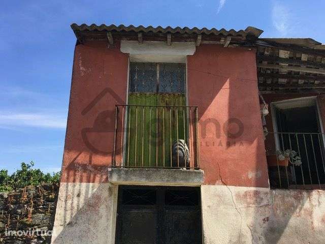 Casa com Terreno em Vilarinho de Cotas, Douro - Grande imagem: 2/49