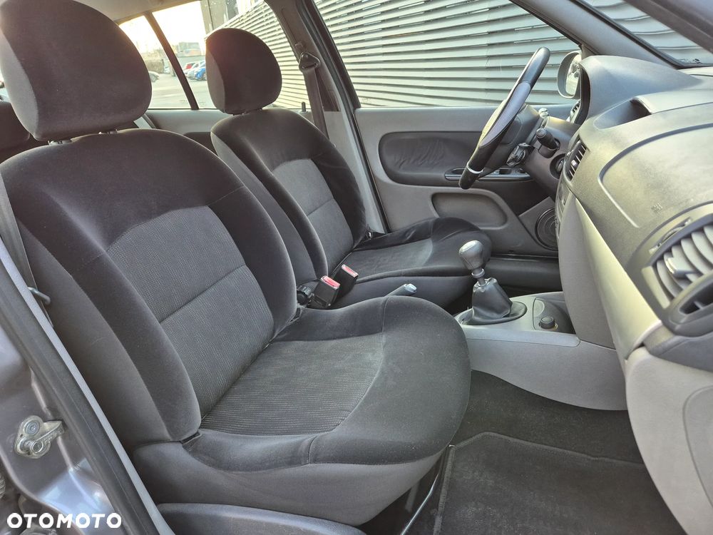 Renault Thalia - 8