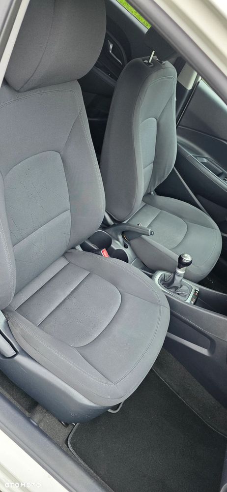 Kia Rio - 20