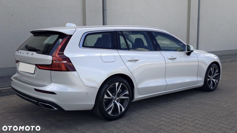 Volvo V60 T6 AWD Recharge Geartronic Inscription - 8