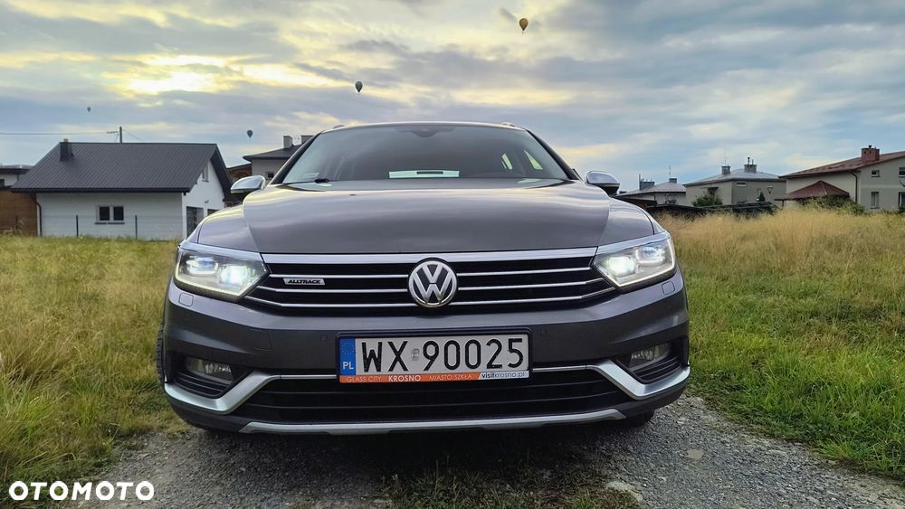 Volkswagen Passat Alltrack 2.0 TDI SCR 4Mot DSG - 11