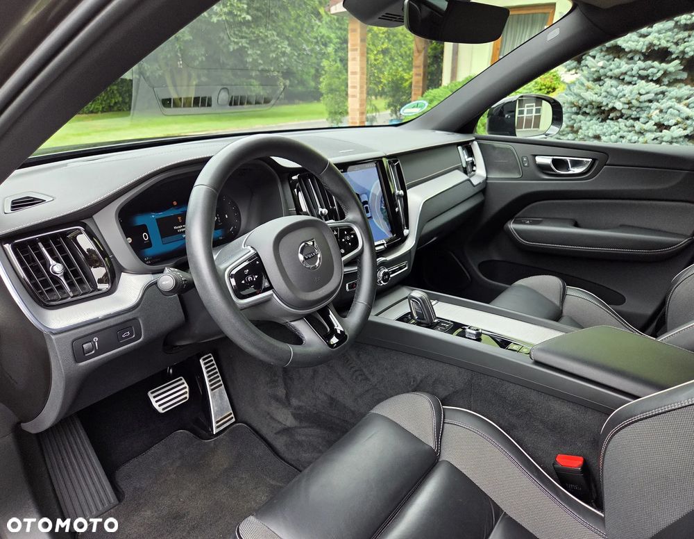 Volvo XC 60 B4 D Ultimate Dark - 23