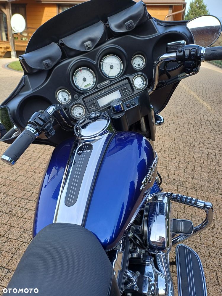 Harley-Davidson Touring Street Glide - 3