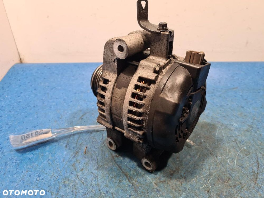 TOYOTA AVENSIS T25 LIFT 2.2D ALTERNATOR A6052 - 3