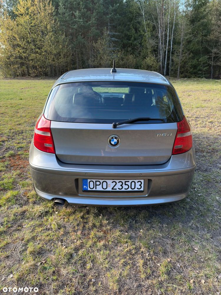 BMW Seria 1 116d - 4
