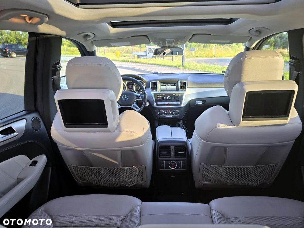 Mercedes-Benz ML 350 BlueTEC 4MATIC 7G-TRONIC - 31
