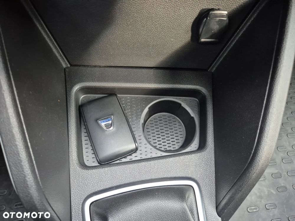 Dacia Duster 1.0 TCe SL Celebration - 18