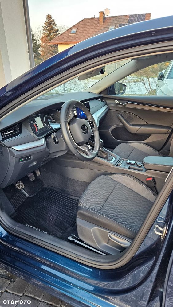 Skoda Octavia 1.5 TSI ACT Ambition - 5