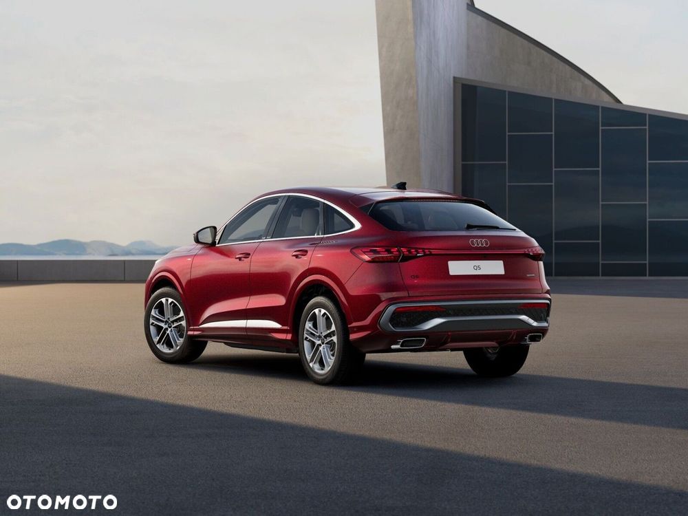 Audi Q5 Sportback - 5
