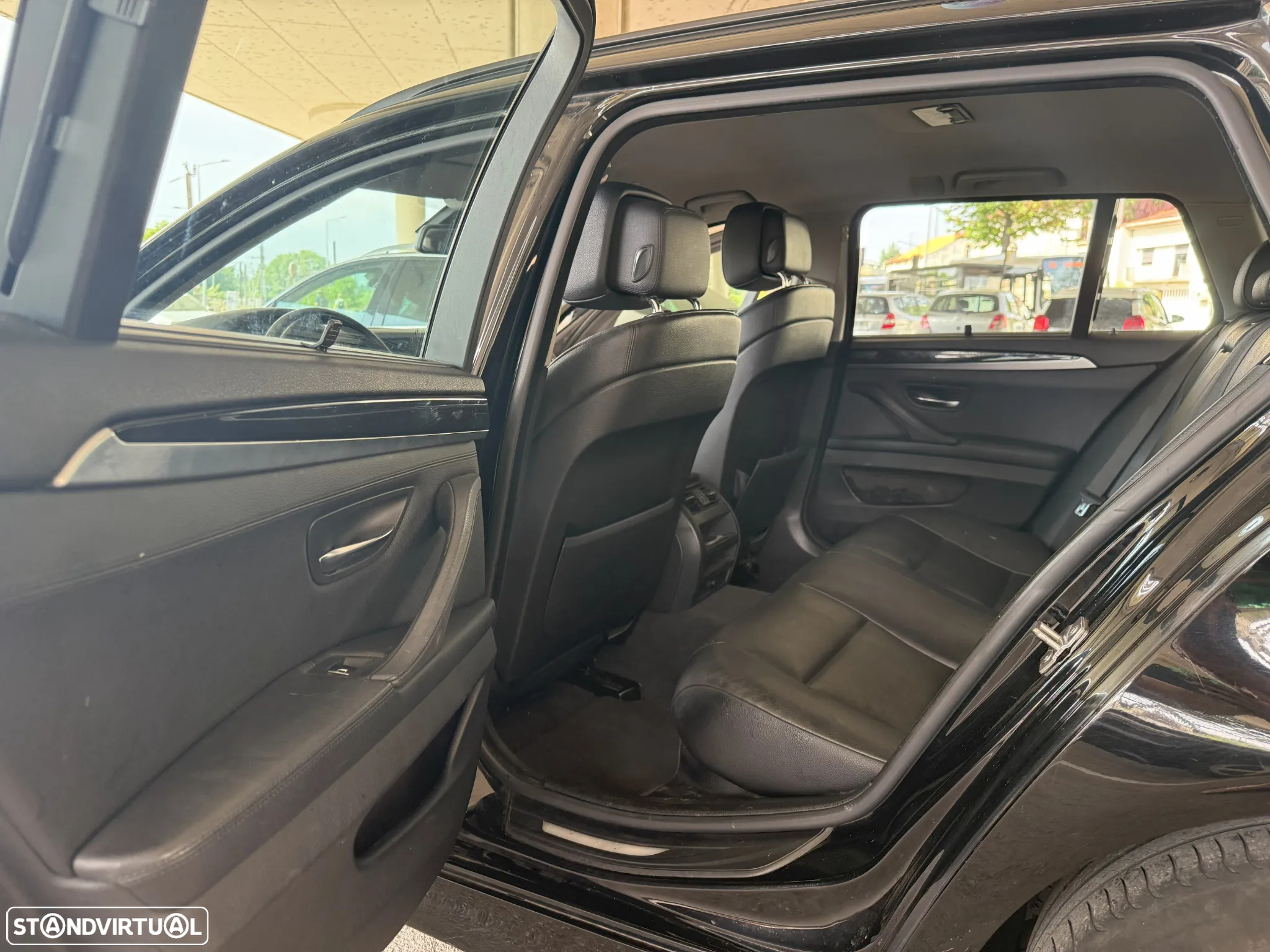 BMW 525 d Auto - 12