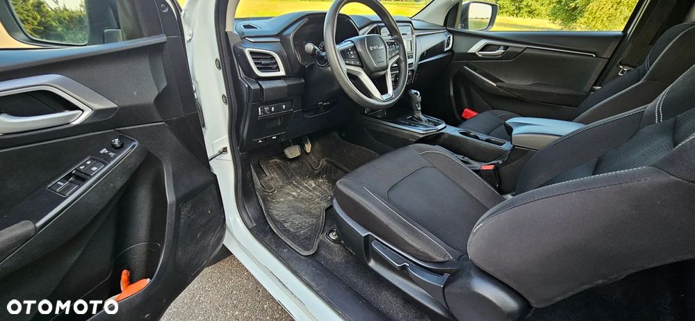 Isuzu D-Max - 16