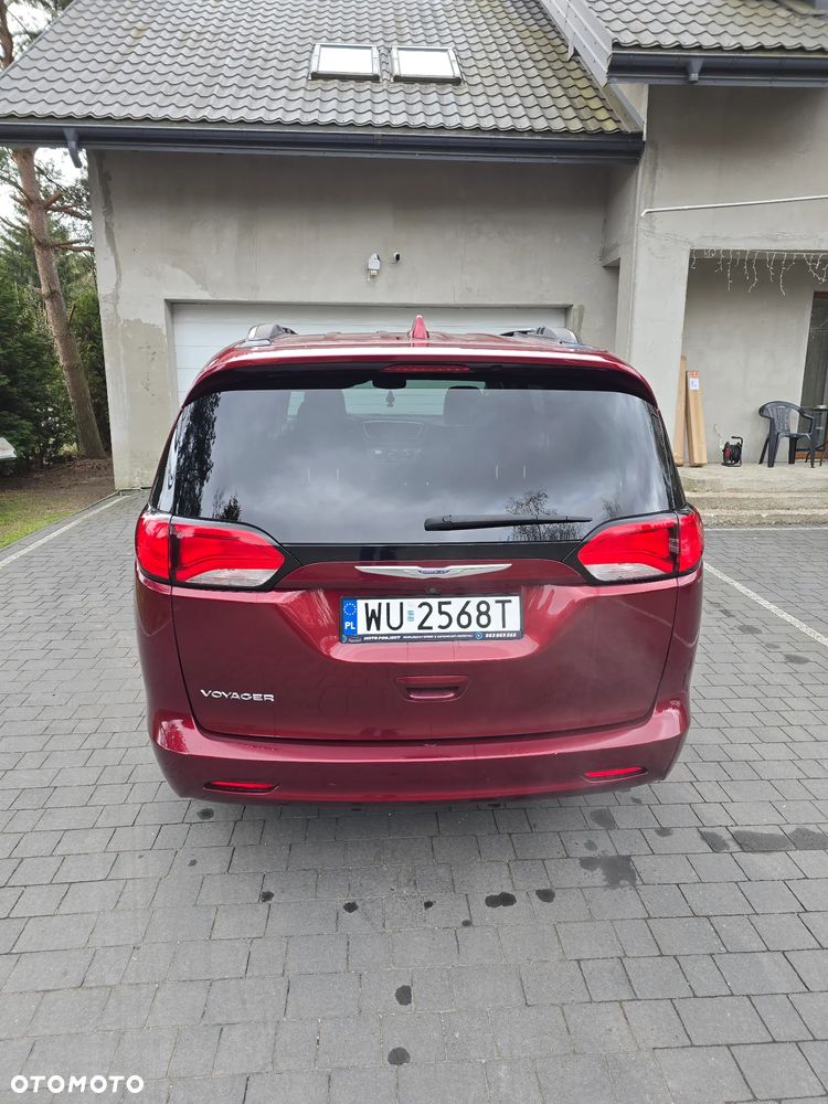 Chrysler Pacifica - 7