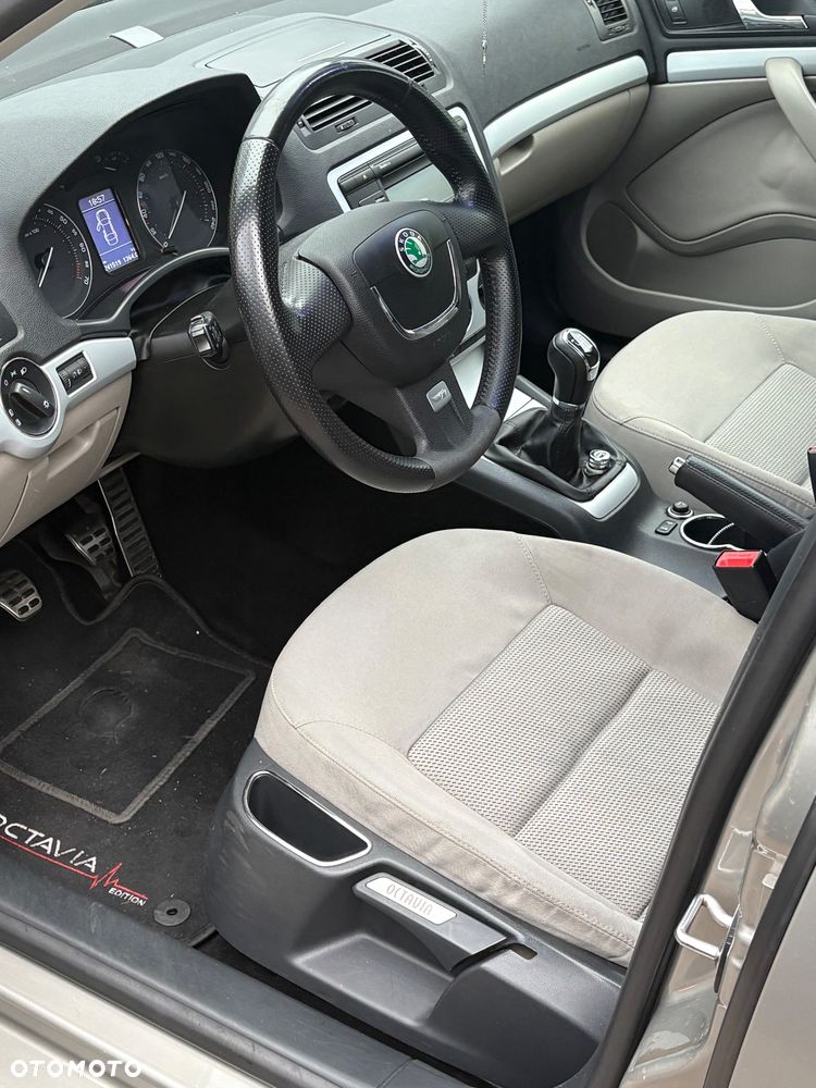 Skoda Octavia 1.8 TSI Elegance - 10