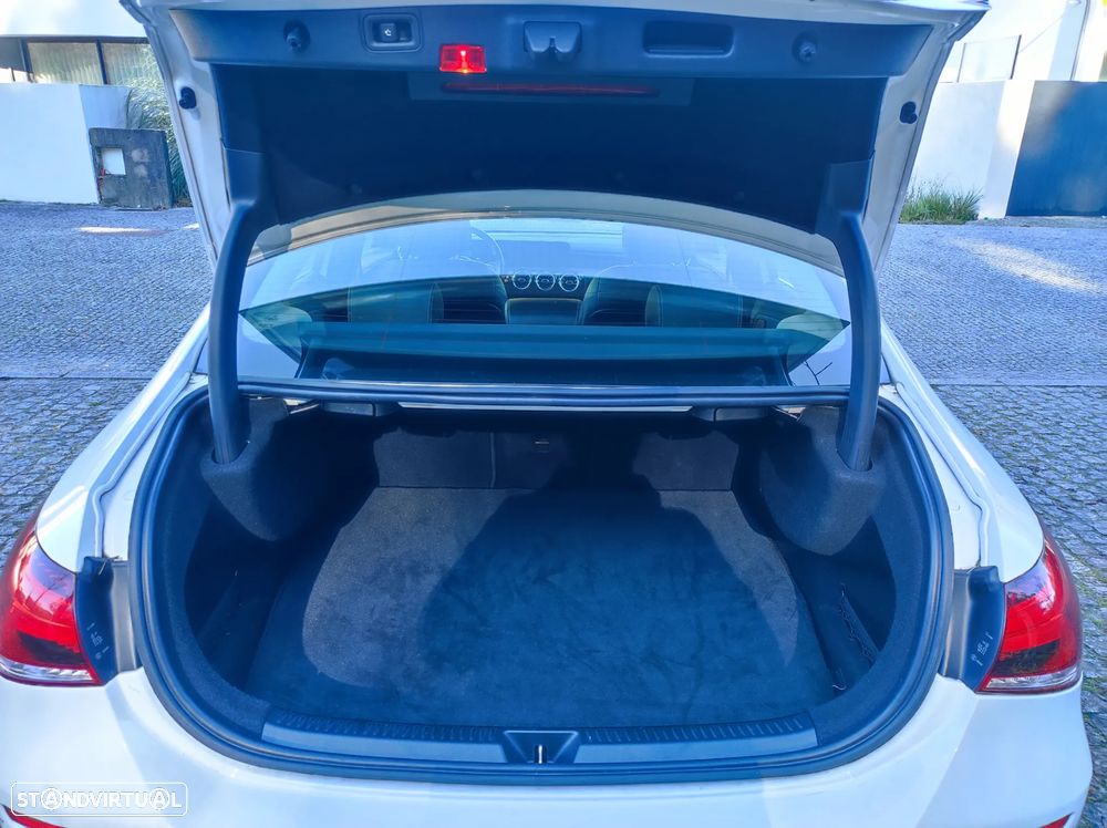 Mercedes-Benz A 250 Limousine e 8G-DCT Progressive - 6