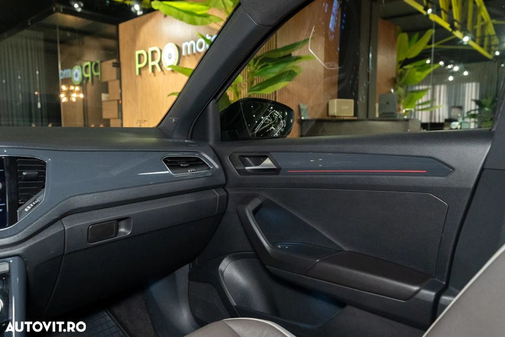 Volkswagen T-Roc - 27