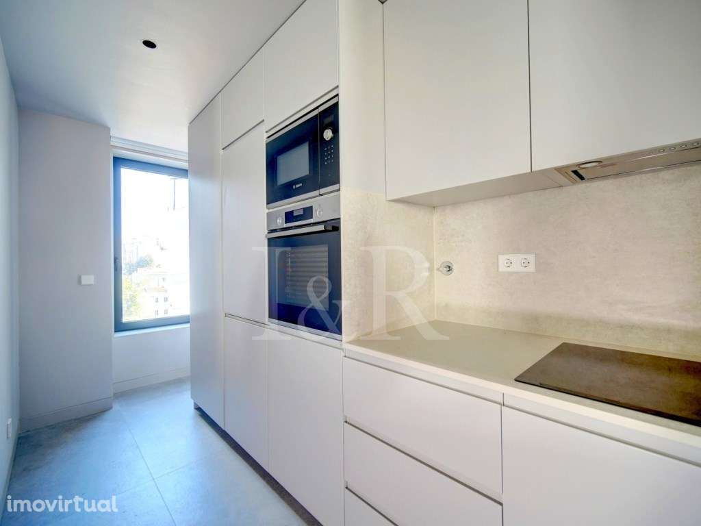 Duplex T1 com terraços junto à Praça de Espanha - Grande imagem: 3/37