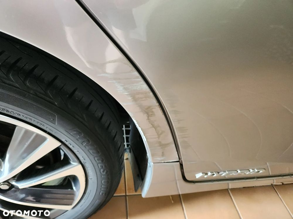 Lexus CT - 12