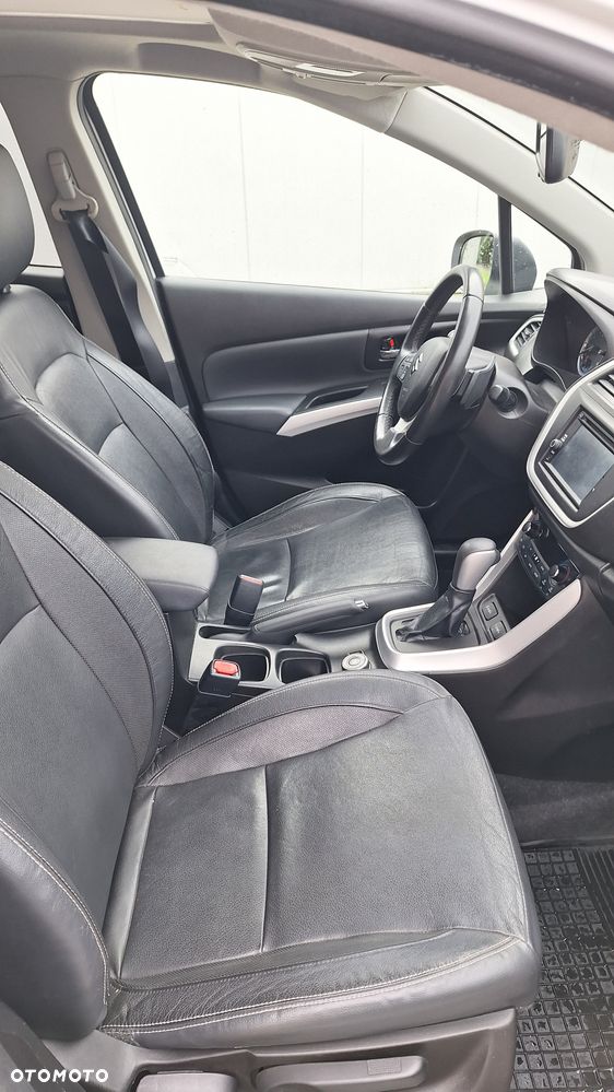 Suzuki SX4 1.6 Premium - 5