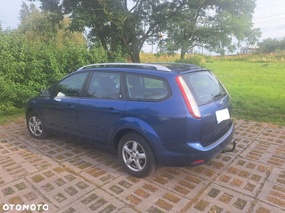 Ford Focus 2009 photo 3