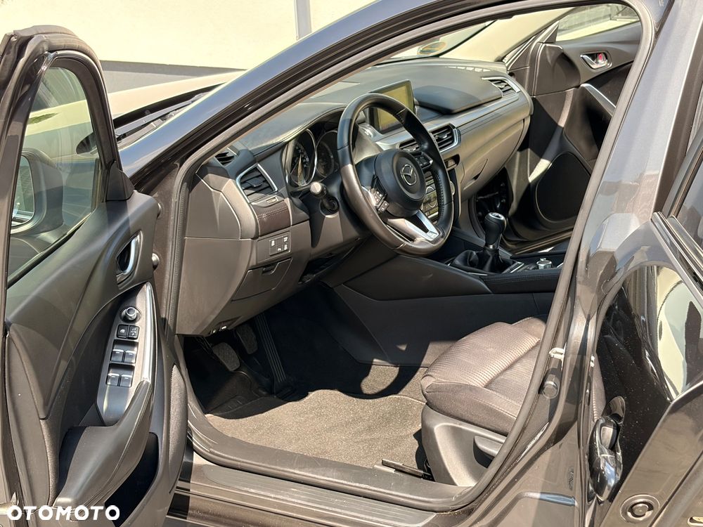 Mazda 6 - 19