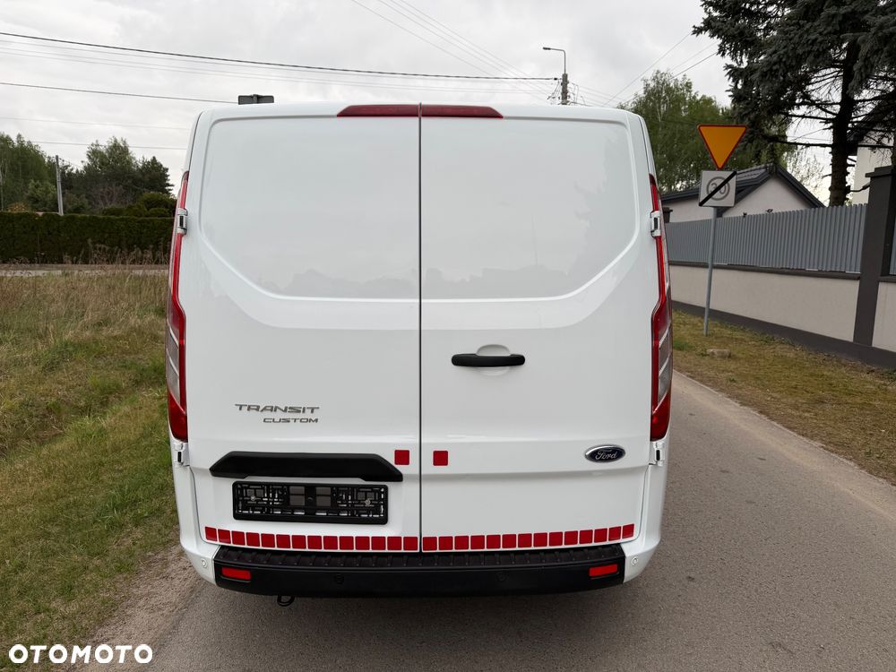 Ford Transit Custom - 10